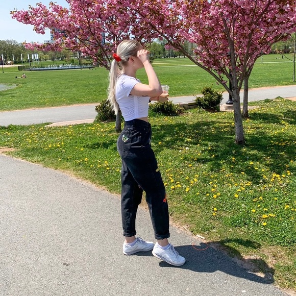 ONE OF A KIND l BLACK BUTTERFLY PATCHED UPCYCLED JEANS | Liz Claiborne - Picture 7 of 8